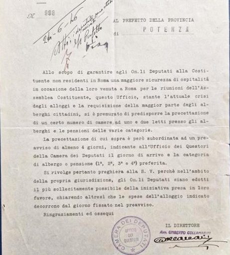 Comunicazione dell’Ufficio dei Questori della Camera dei deputati indirizzata alla Prefettura di Potenza riguardante l’organizzazione della sistemazione alloggiativa dei costituenti non residenti in Roma per la prima seduta dell’Assemblea. A firma del Direttore dell’Ufficio, avv. Umberto Collamarini. Roma 08/06/1946
Prefettura, Gabinetto, II versamento, II elenco, III Categoria, Elezioni dei deputati all'Assemblea costituente, b. 3, f. 13

